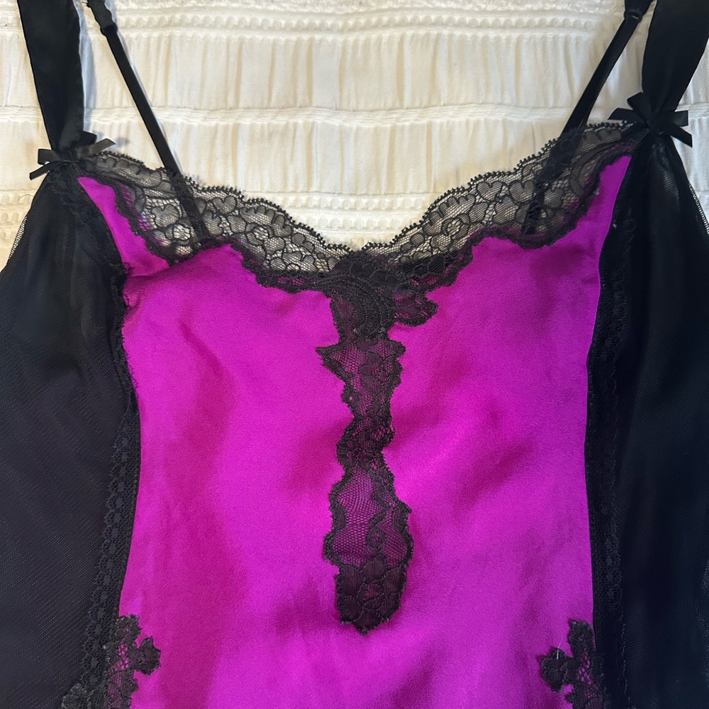 Black and Purple Lace Trim Camisole - Picture 2 of 5